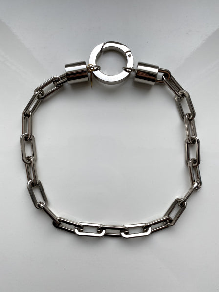 Choker chain in silver metal