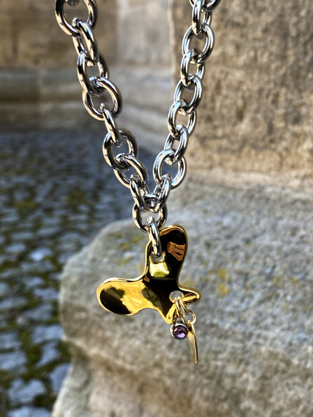 PTAHA choker with pendant in gold